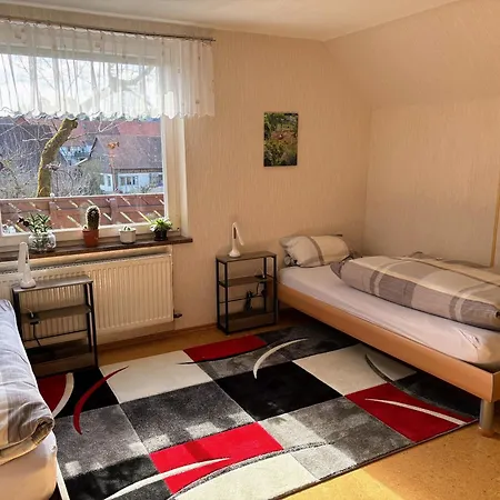Haltestelle Birnbaum Apartment Barbis